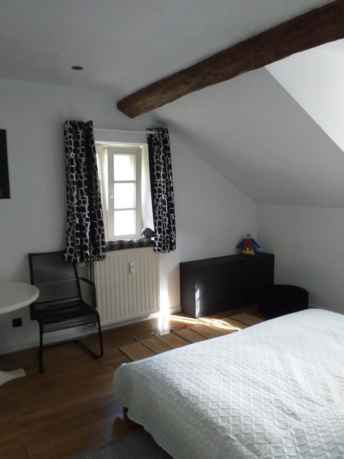Maison De Vacances, Gite "Le Vieux Logis" A Profondeville Kültér fotó