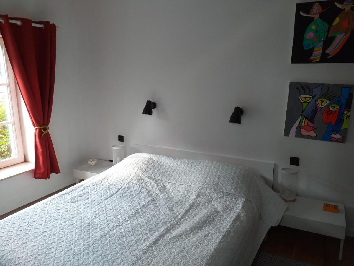 Maison De Vacances, Gite "Le Vieux Logis" A Profondeville Kültér fotó