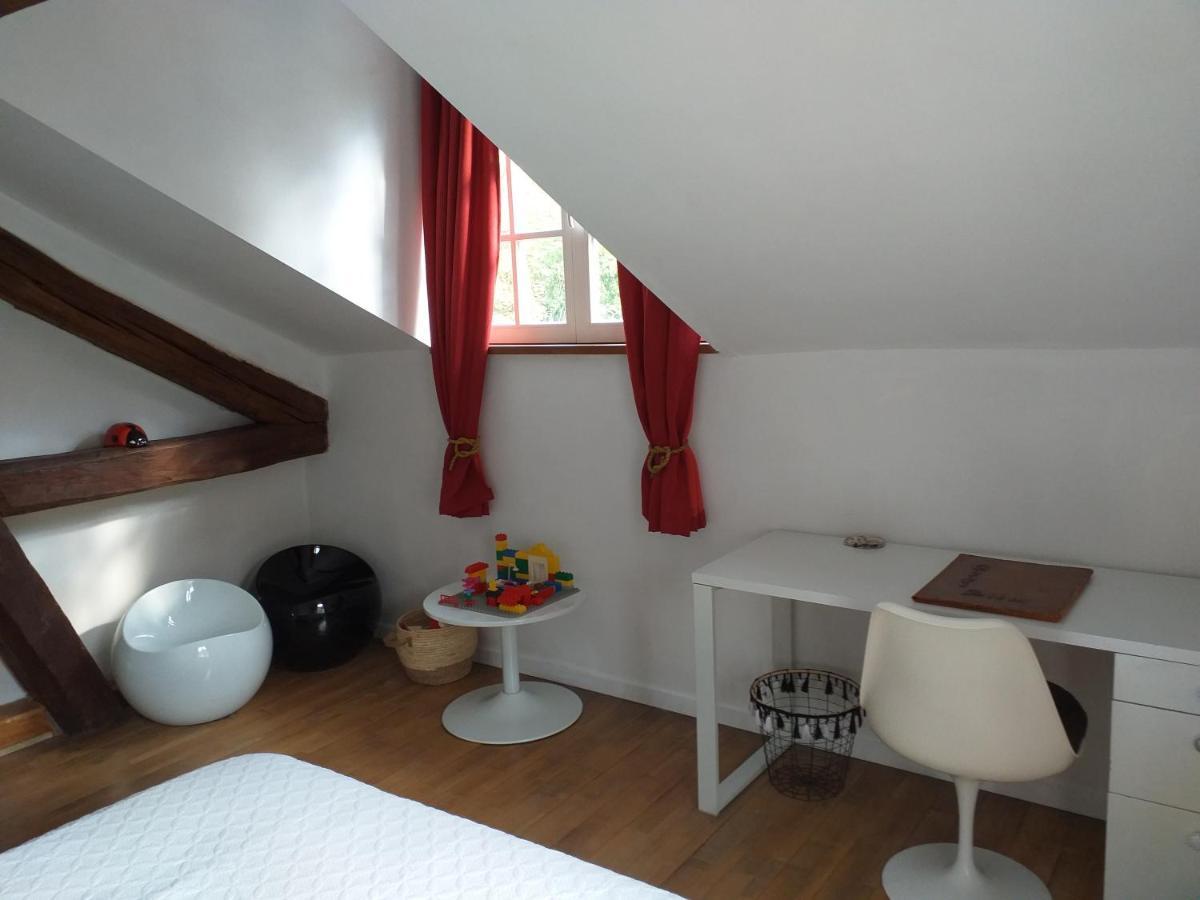 Maison De Vacances, Gite "Le Vieux Logis" A Profondeville Kültér fotó