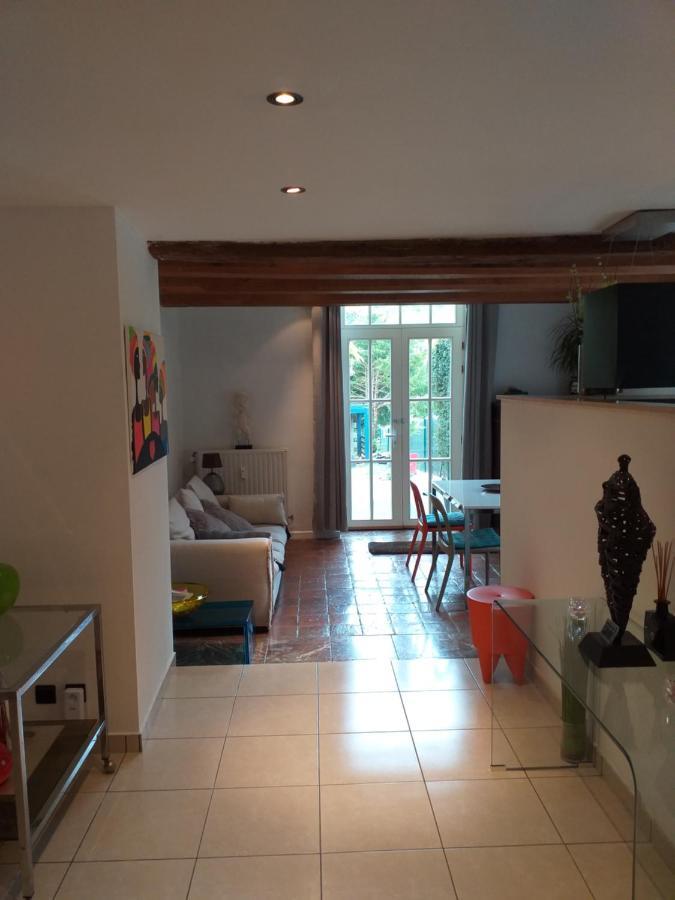 Maison De Vacances, Gite "Le Vieux Logis" A Profondeville Kültér fotó